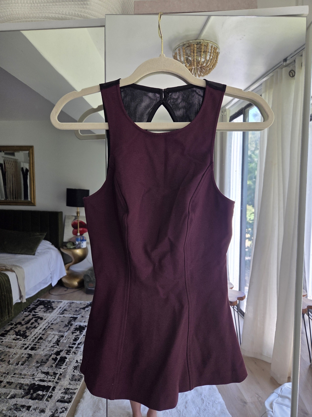 INTERMIX Sleeveless Top Burgundy color